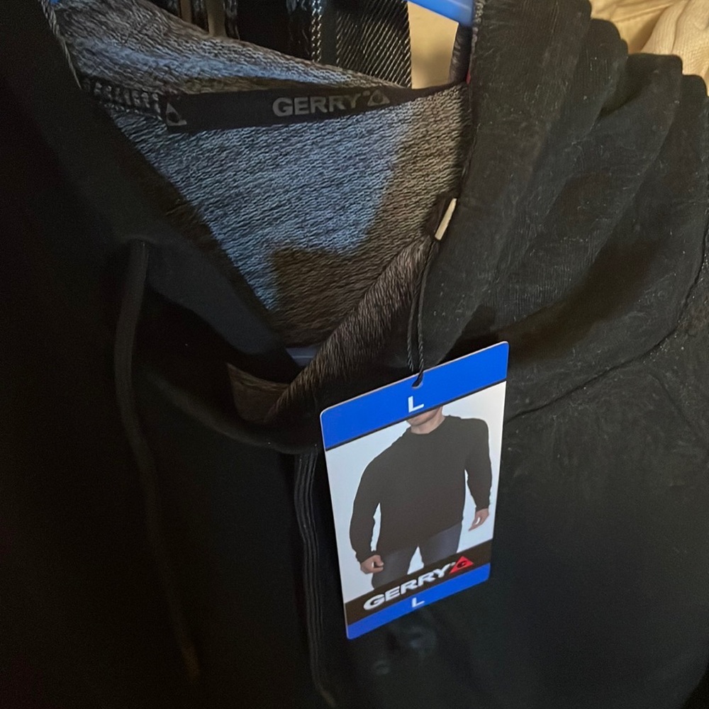 Gerry Brand Hoodie - Size Large - Never worn